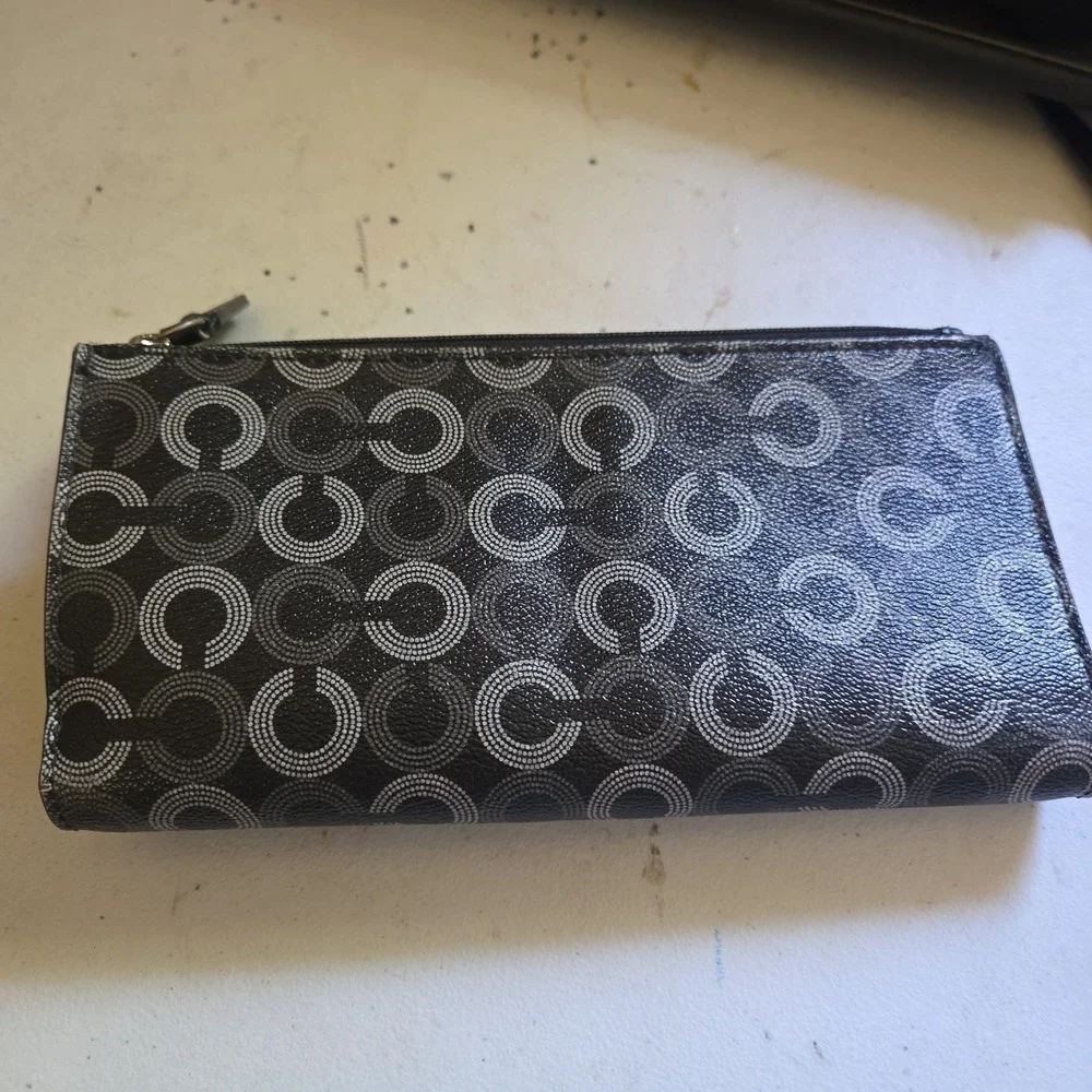 Coach Signature Black Gray Lilac Interior Checkbook Wallet Madison Dot OP Art